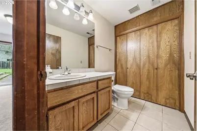 13825 SW Weir Rd, Beaverton, OR 97008 - Photo 15
