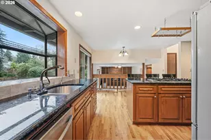 13825 SW Weir Rd, Beaverton, OR 97008 - Photo 13