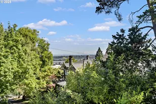 3366 NW Franklin Ct, Portland, OR 97210 - Photo 39