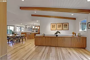 3646 SW 50th Ave, Portland, OR 97221 - Photo 9