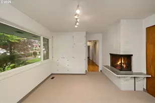 12115 NE Fremont St, Portland, OR 97220 - Photo 11