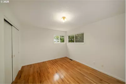 12115 NE Fremont St, Portland, OR 97220 - Photo 15