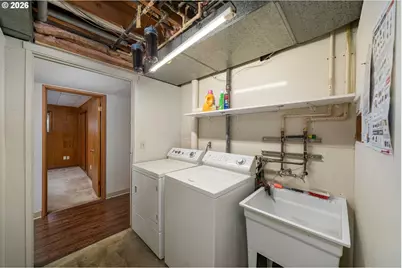 12115 NE Fremont St, Portland, OR 97220 - Photo 41
