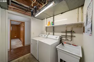 12115 NE Fremont St, Portland, OR 97220 - Photo 41