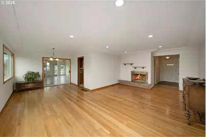 12115 NE Fremont St, Portland, OR 97220 - Photo 3
