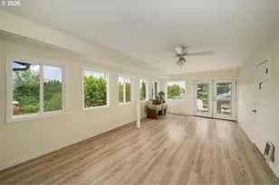 12115 NE Fremont St, Portland, OR 97220 - Photo 7
