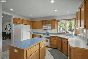 14934 SW Emerald Ct, Beaverton, OR 97007 - Photo 17
