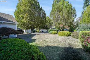 14934 SW Emerald Ct, Beaverton, OR 97007 - Photo 3