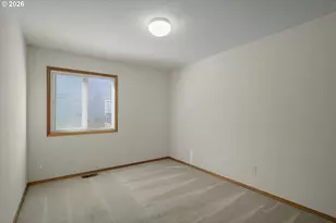 14934 SW Emerald Ct, Beaverton, OR 97007 - Photo 37