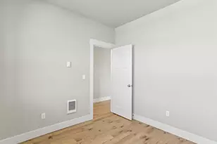 2221 E Juniper Cir, La Center, WA 98629 - Photo 41