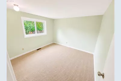 8030 SW 160th Ave, Beaverton, OR 97007 - Photo 5