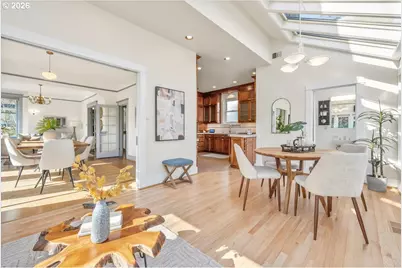 532 SE 69th Ave, Portland, OR 97215 - Photo 13