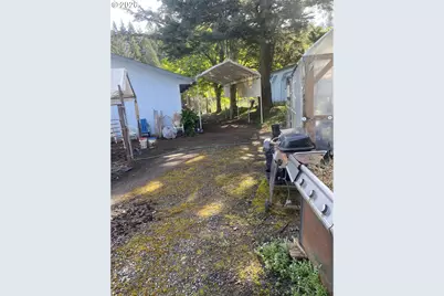 63416 Railroad Rd, Coos Bay, OR 97420 - Photo 7