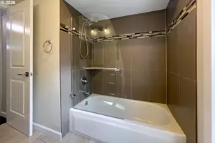 16800 NW Coburg Ln, Beaverton, OR 97006 - Photo 29