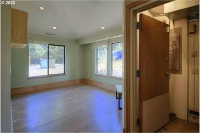 1275 Oakhill Ave, Salem, OR 97302 - Photo 7
