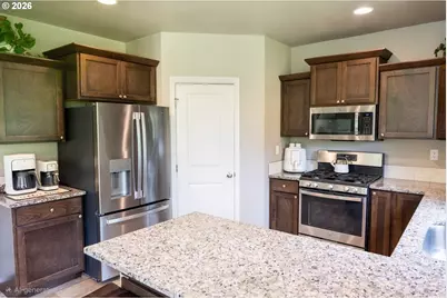 2344 NW Imperial Dr, Albany, OR 97321 - Photo 11