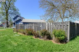 840 NE Lafayette Ave, McMinnville, OR 97128 - Photo 33