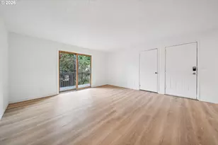 3924 SE 168th Ave, Portland, OR 97236 - Photo 5
