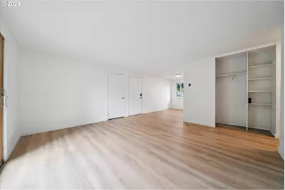 3924 SE 168th Ave, Portland, OR 97236 - Photo 7