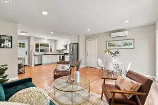 9565 N Ivanhoe St, Portland, OR 97203 - Photo 15