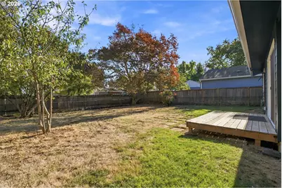 9565 N Ivanhoe St, Portland, OR 97203 - Photo 37