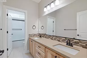 15430 NW Delia St, Portland, OR 97229 - Photo 37