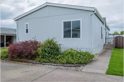 200 Market St, Lebanon, OR 97355 - Photo 1