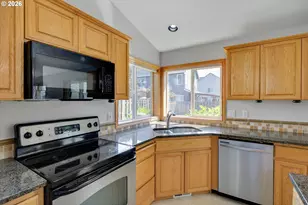 1172 S Sycamore St, Canby, OR 97013 - Photo 15