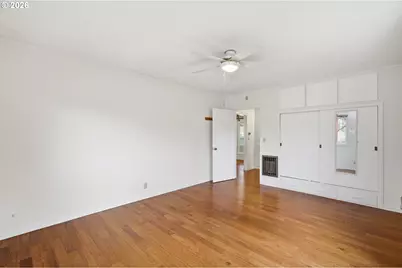 710 S 1st St, Cottage Grove, OR 97424 - Photo 17