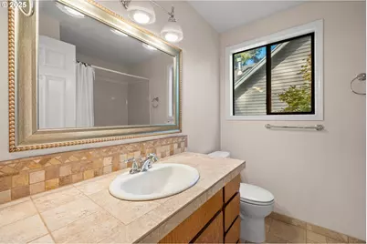 4963 Suntree Ln, Lake Oswego, OR 97035 - Photo 31