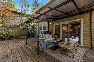 4963 Suntree Ln, Lake Oswego, OR 97035 - Photo 37