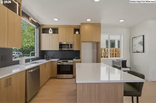2881 NE 62nd Ave, Portland, OR 97213 - Photo 3