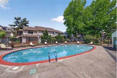 627 N Hayden Bay Dr, Portland, OR 97217 - Photo 27