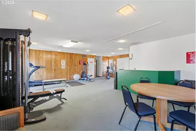 627 N Hayden Bay Dr, Portland, OR 97217 - Photo 21