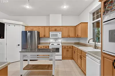 21730 NE Cady Rd, Hillsboro, OR 97123 - Photo 19