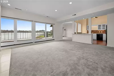 5826 S Riverpoint Ln, Portland, OR 97239 - Photo 9