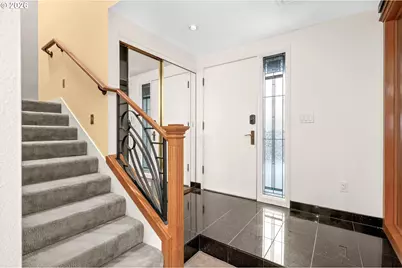 5826 S Riverpoint Ln, Portland, OR 97239 - Photo 3