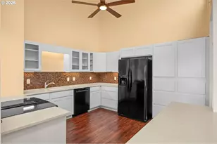 5826 S Riverpoint Ln, Portland, OR 97239 - Photo 13