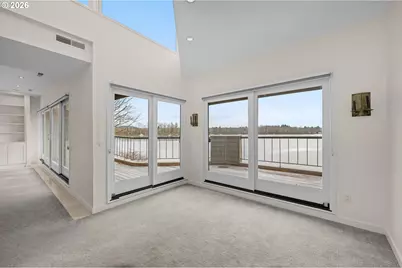 5826 S Riverpoint Ln, Portland, OR 97239 - Photo 19