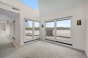 5826 S Riverpoint Ln, Portland, OR 97239 - Photo 19