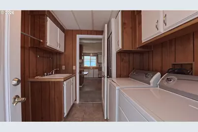 1055 Lockhaven Dr N #83, Keizer, OR 97303 - Photo 13