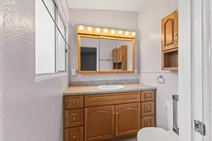 1615 19th St, Myrtle Point, OR 97458 - Photo 37