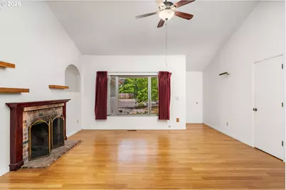 11064 SE Market St, Portland, OR 97216 - Photo 11