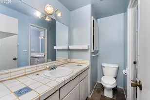 11064 SE Market St, Portland, OR 97216 - Photo 21