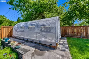 1560 NE 87th Ave, Hillsboro, OR 97006 - Photo 27
