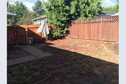 5215 N Willis Blvd, Portland, OR 97203 - Photo 7