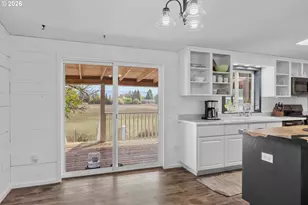 2640 Austin Rd, Roseburg, OR 97471 - Photo 11