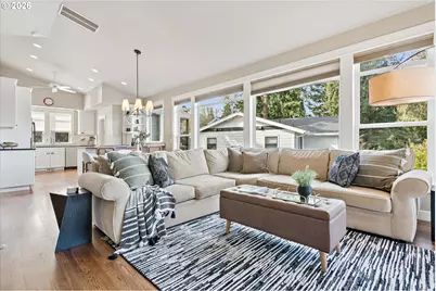 135 Middlecrest Rd, Lake Oswego, OR 97034 - Photo 5