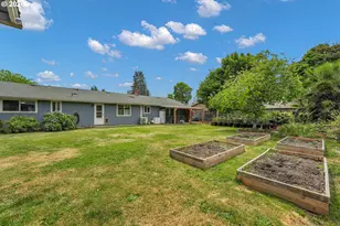 225 NW 19th St, McMinnville, OR 97128 - Photo 39