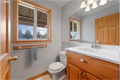 24585 Dodds Rd, Bend, OR 97701 - Photo 19